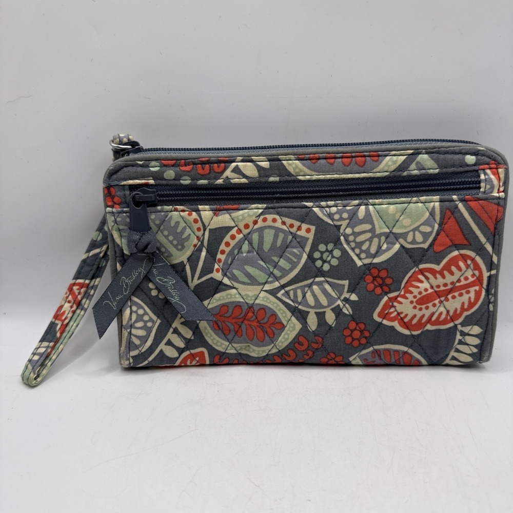 Vera Bradley Women's Floral Zip Wristlet - NOMADIC Accordian Wallet - Picture 2 of 14